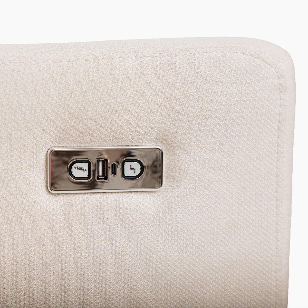 Lyra recline controls and charging ports