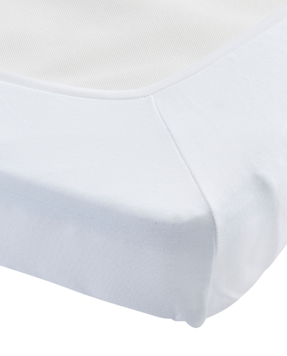 Hera Cot Bed Fitted Mattress Protector