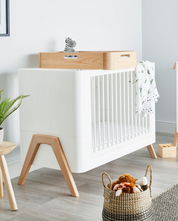 Hera Cot Bed - Scandi White | Natural - Gaia-Baby